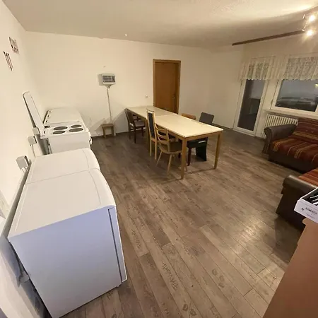 Feriehus Doppelzimmer Mit Balkon - Gastehaus Rossle 2